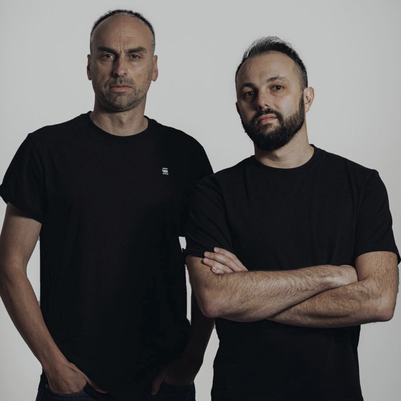 Alex y Giro podcast artwork